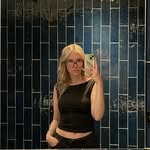 Nelly Minou - @nellyminou - Instagram