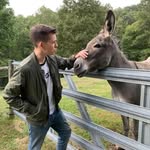 Nelson Leonard - @nellyknivesout - Instagram