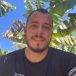 Néstor Suárez Santana - @nestorsuarez_yoga - Instagram