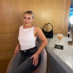 Neve Johnson - @nevejohnson__ - Instagram