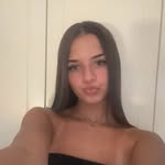 neve x - @neveperry08 - Instagram