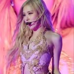 JISOO - @neveryana_land - Instagram
