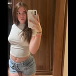 @neve.smith.0 - Instagram