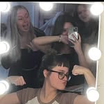 Neve Wallace - @nevewallace_ - Instagram