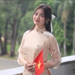 Nga Hằng - @hangnga2709 - Instagram