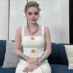 Ngân Lai - Facebook