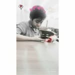 Nhựt Tú - @nhuttu8 - Instagram
