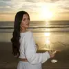 Nicole Bennett - @nicoleebennett - TikTok