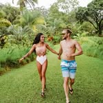 Nic + Kourtney Castle - @keepinupwthecastles - Instagram