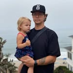 Nicholas Kleinschmidt - @nicholas_ernestgoesapprentice - Instagram