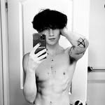 𝙉𝙄𝘾𝙃𝙊𝙇𝘼𝙎 𝙃𝙊𝙇𝘿𝙀𝙍 - @tr4upzdemon - Instagram