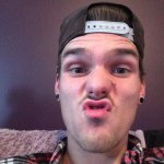 Nicholas Lévesque - @nickyown03 - Instagram