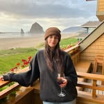 Nicole Combs - @nicoleacombs - Instagram