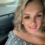 Rebecca Nichole Combs - @combs.rebecca - Instagram