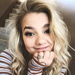 Nicole Larson - @nikkilarson11 - Instagram