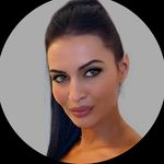 Nicole Light - @nicoleadara - Instagram