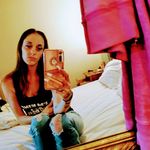 Nichole Rivers - @nichole.rivers.507 - Instagram