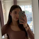 Elli - @ellena.warnick - Instagram