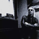 Nick Elliott - @nickelliottrockartphotographer - Instagram