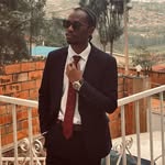 H Yannis Nick Keith - @yannis_hnk - Instagram