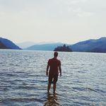 Manos - @nickmanoss - Instagram