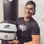 Nick Maxwell - @maxynic - Instagram