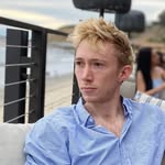 Nick Sennott - @theredmanred - Instagram