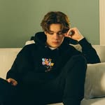 M | king didn't follow - @nick._.sweaty - Instagram
