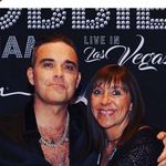 Nicky Hall - @nicky.hall.77 - Instagram
