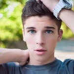 Nicolas Thompson - @nicolasthompson43 - Instagram