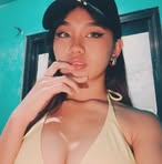 Nicole Arch - Facebook