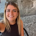 Nicole Bee - Facebook