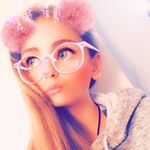 Nicole Betts - @nickybetts05 - Instagram