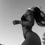 Nicole Borrelli - @nicole__borrelli - Instagram
