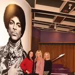 Nicole Bourdon Perry - @switch1972 - Instagram