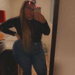 Nicole Brewster - @nicoleroseeex3 - Instagram