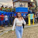 Nicole Enrico Candelaria - @cholecandelaria - Instagram