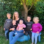 Nicole De Roo - @mummas_tribe_of_five - Instagram