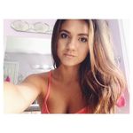 @nicole.dew - Instagram