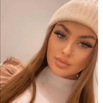 Dahlia Winter - @nicole_evesx - Instagram