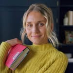 Nicole Hackett - @nicolehackettbooks - Instagram