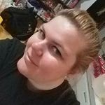 Nicole Hatt - @nicolehatt86 - Instagram