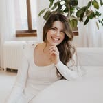 Nicole - Vancouver Acting Headshots - @headshotsbynicole - Instagram