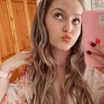 Nicole hook - @ndlovunesh833 - Instagram