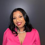 Nicole Iverson - @sonicole7 - Instagram