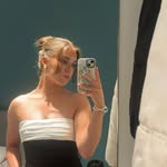 Nicole - @nicoleiveson_ - Instagram