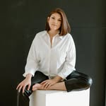 Nicole Ivory - @nicoleivorybooks - Instagram