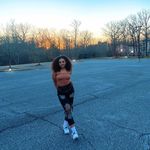 Nicole Kovach - @make.upbynic - Instagram