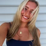 Nicole - @nicolelioumiss - Instagram