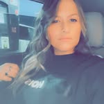 Nicole Millard - @nicoleranaenunya - Instagram